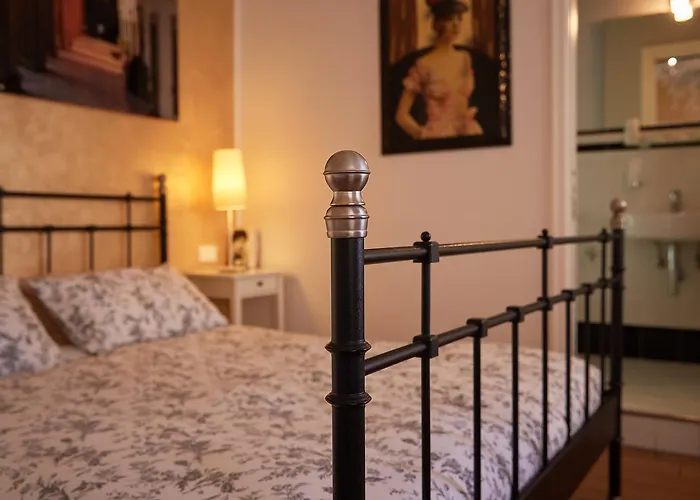 Cento Passi Dal Duomo 3*