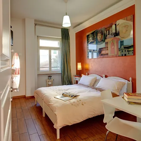 Cento Passi Dal Duomo 아레초