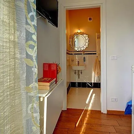 Cento Passi Dal Duomo Bed & Breakfast 4*