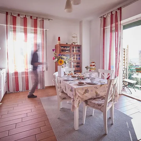 Cento Passi Dal Duomo Couette-café Arezzo